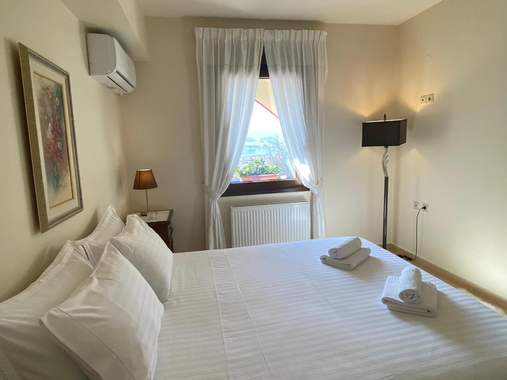 Ferienwohnung House With View In Amfithea Ioannina Exterior foto